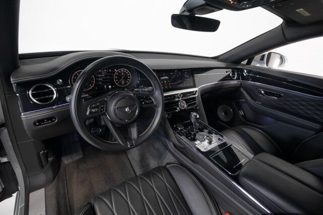 2021 Bentley Flying Spur W12 ($301,550 MSRP!!) *FIRST EDITION SPECIFICATION* *1-OWNER* *9800 MILES* *BENTLEY CARBON FIBER BODYKIT* *$82,000 IN OPTIONS* San Diego CA