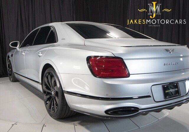 2021 Bentley Flying Spur W12 ($301,550 MSRP!!) *FIRST EDITION SPECIFICATION* *1-OWNER* *9800 MILES* *BENTLEY CARBON FIBER BODYKIT* *$82,000 IN OPTIONS* San Diego CA