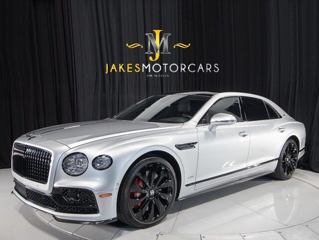 2021 Bentley Flying Spur W12 ($301,550 MSRP!!) *FIRST EDITION SPECIFICATION* *1-OWNER* *9800 MILES* *BENTLEY CARBON FIBER BODYKIT* *$82,000 IN OPTIONS*