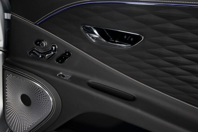 2021 Bentley Flying Spur W12 ($301,550 MSRP!!) *FIRST EDITION SPECIFICATION* *1-OWNER* *9800 MILES* *CARBON FIBER BODYKIT* *$82,000 IN OPTIONS* San Diego CA