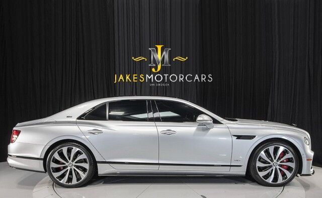 2021 Bentley Flying Spur W12 ($301,550 MSRP!!) *FIRST EDITION SPECIFICATION* *1-OWNER* *9800 MILES* *CARBON FIBER BODYKIT* *$82,000 IN OPTIONS* San Diego CA