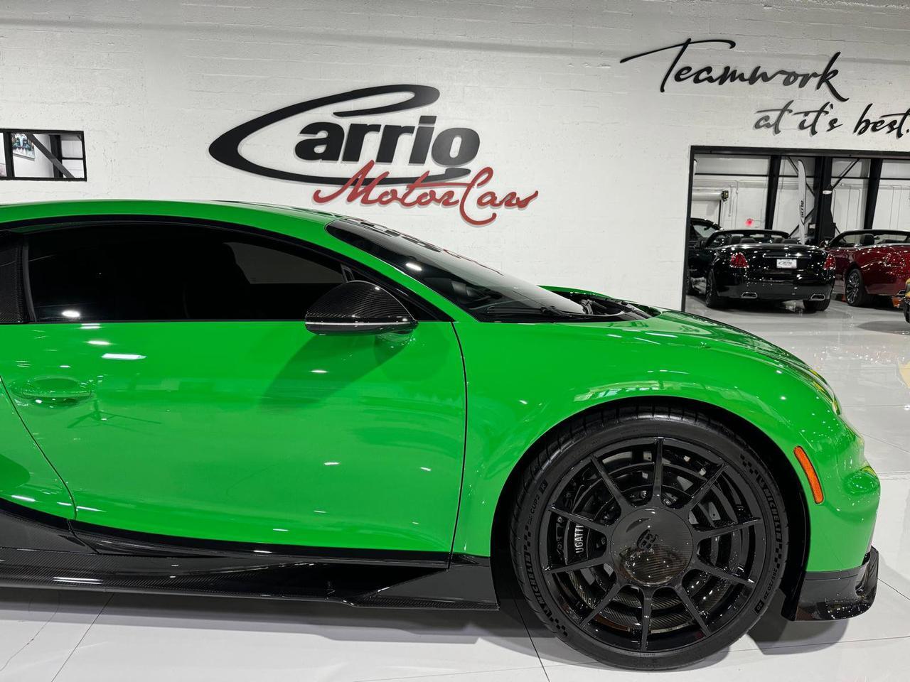 2021 Bugatti Chiron Pur Sport 1/60 for the world, Viper Green paint, exposed carbon wheels AND MUCH MUCH MORE!! Fort Lauderdale FL