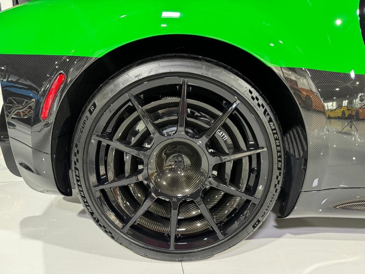2021 Bugatti Chiron Pur Sport 1/60 for the world, Viper Green paint, exposed carbon wheels AND MUCH MUCH MORE!! Fort Lauderdale FL