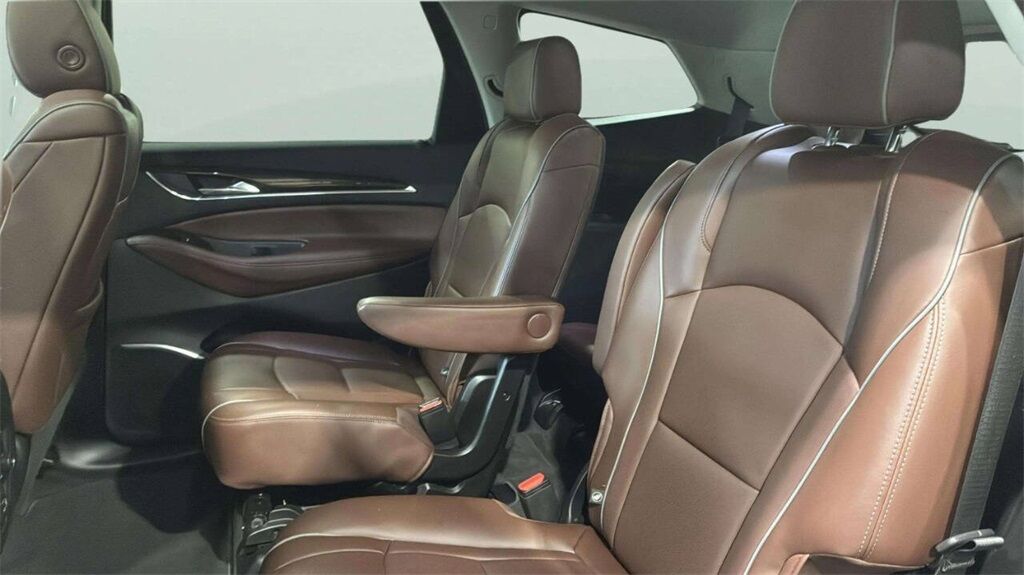 2021 Buick Enclave Avenir Royal Oak MI