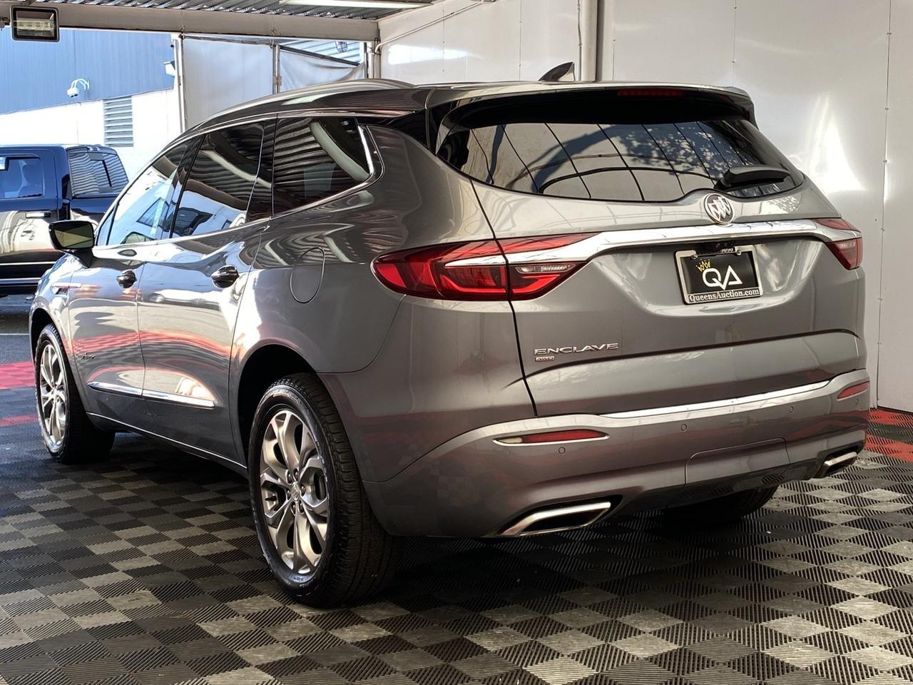 2021 Buick Enclave Avenir photo 2