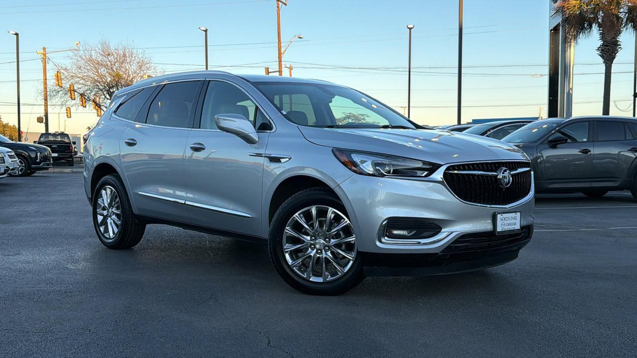 2021 Buick Enclave Essence