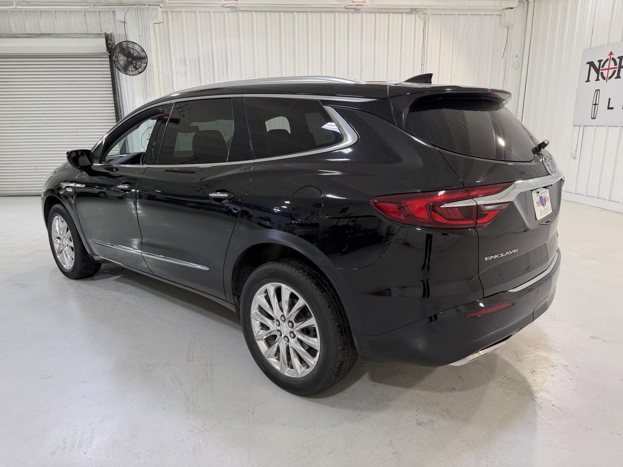 2021 Buick Enclave Essence