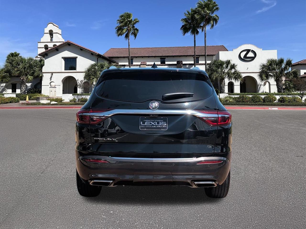 2021 Buick Enclave Essence
