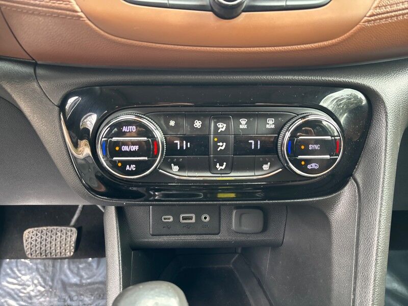 2021 Buick Encore GX Essence w/LTHR. PANO SUNR. Seffner FL