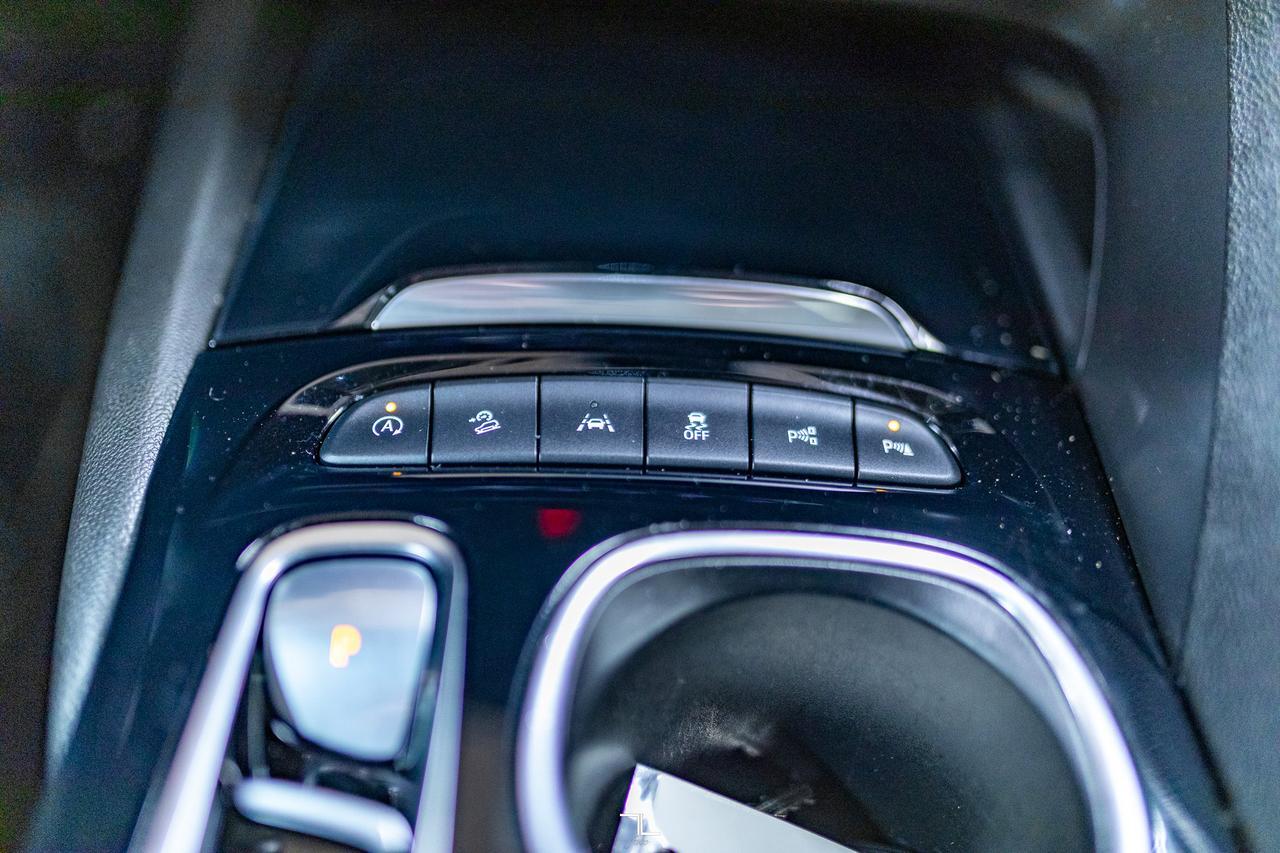 2021 Buick Envision AWD Avenir Leather Roof Nav BCam Red Deer AB