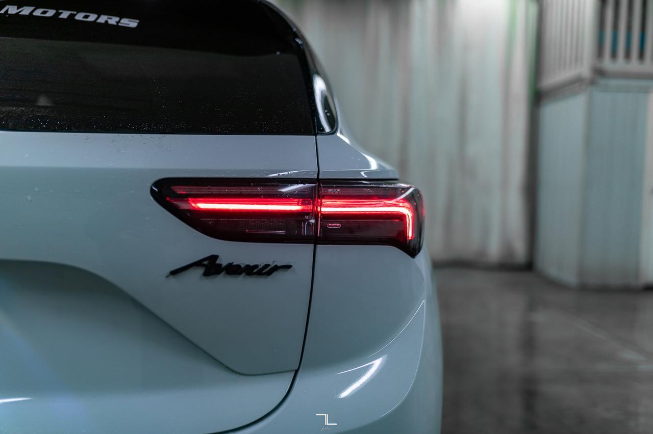 2021 Buick Envision AWD Avenir Leather Roof Nav Red Deer AB