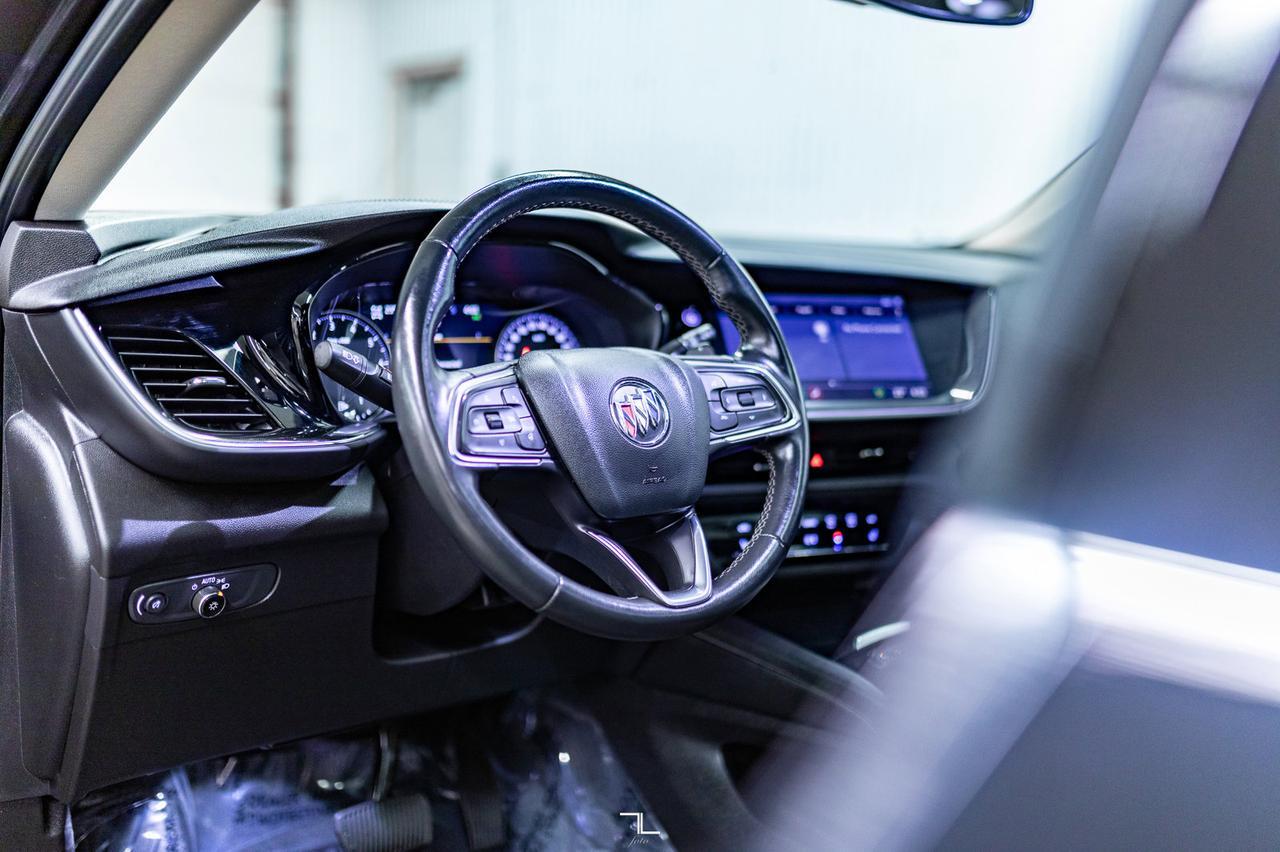 2021 Buick Envision AWD Essence Leather Roof Nav BCam Red Deer AB