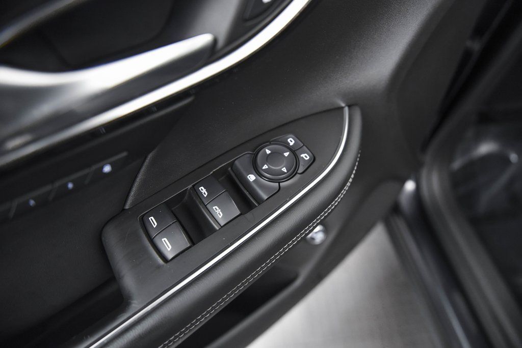 2021 Buick Envision Essence Akron OH