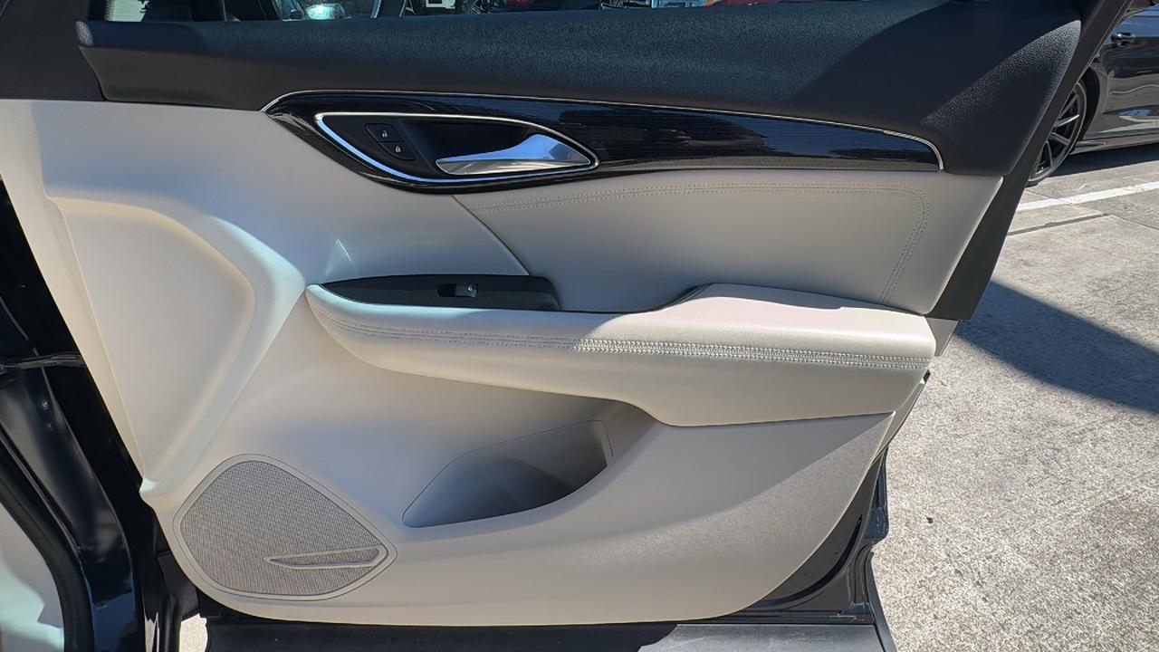 2021 Buick Envision Essence  Selma TX