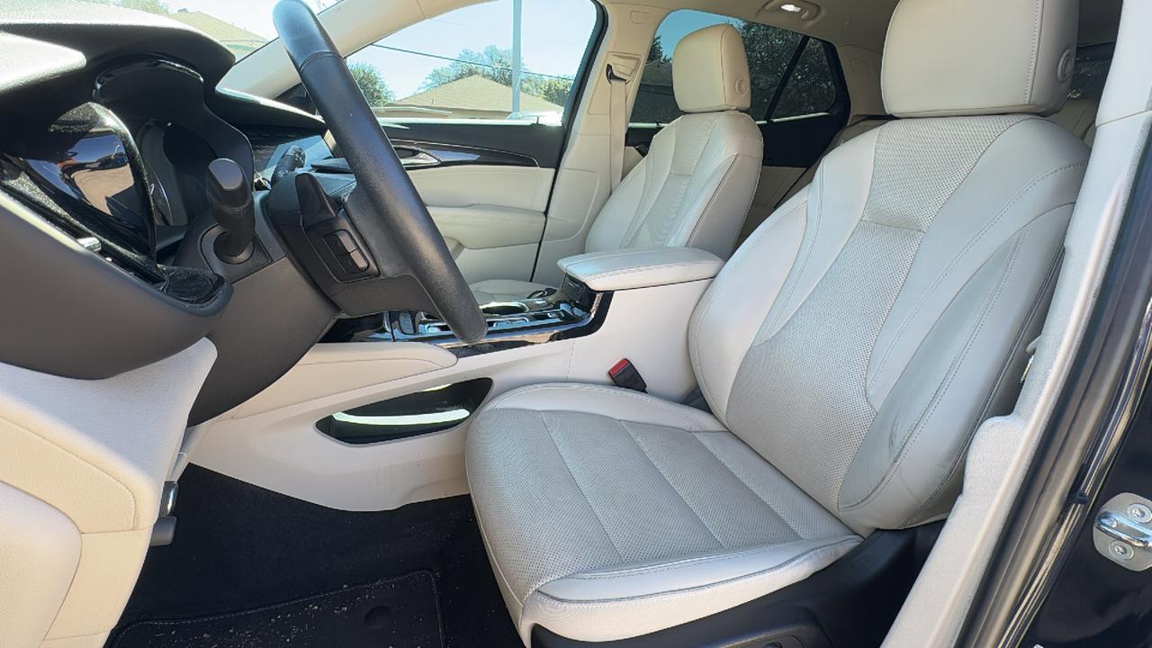 2021 Buick Envision Essence  Selma TX