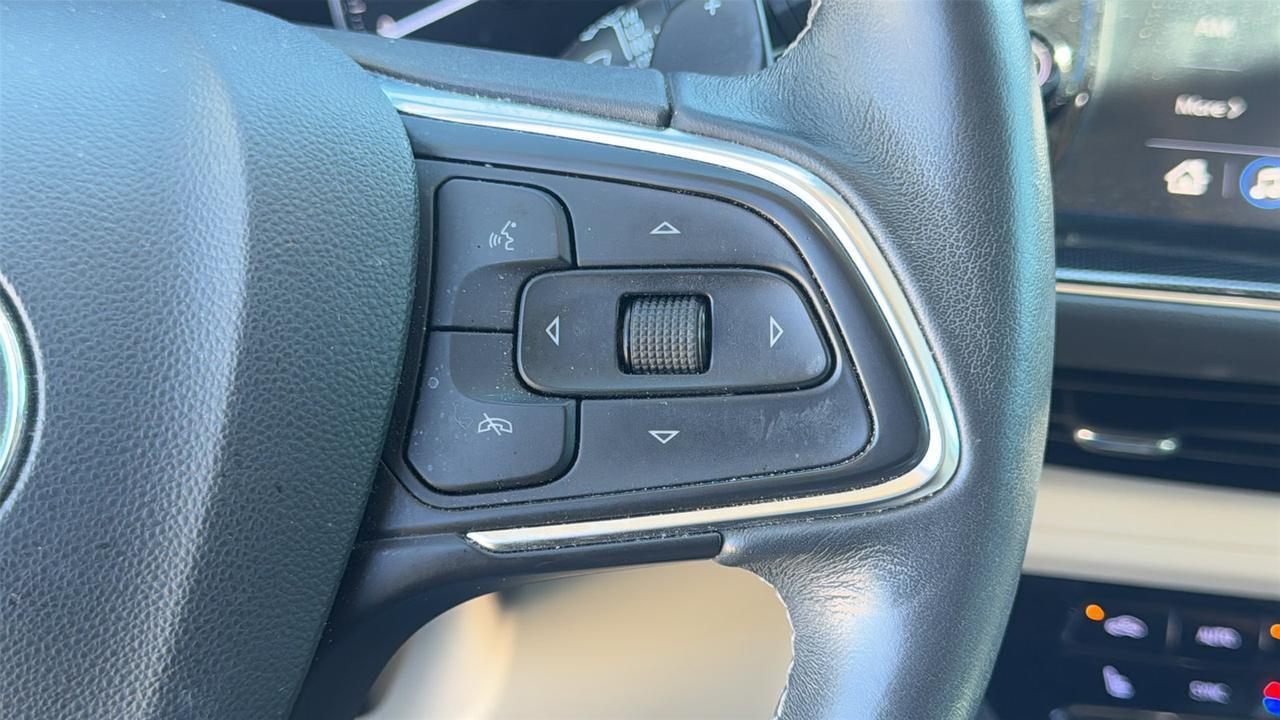 2021 Buick Envision Essence  Selma TX