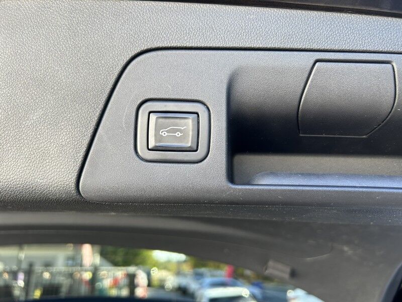 2021 Buick Envision Essence Whitinsville MA
