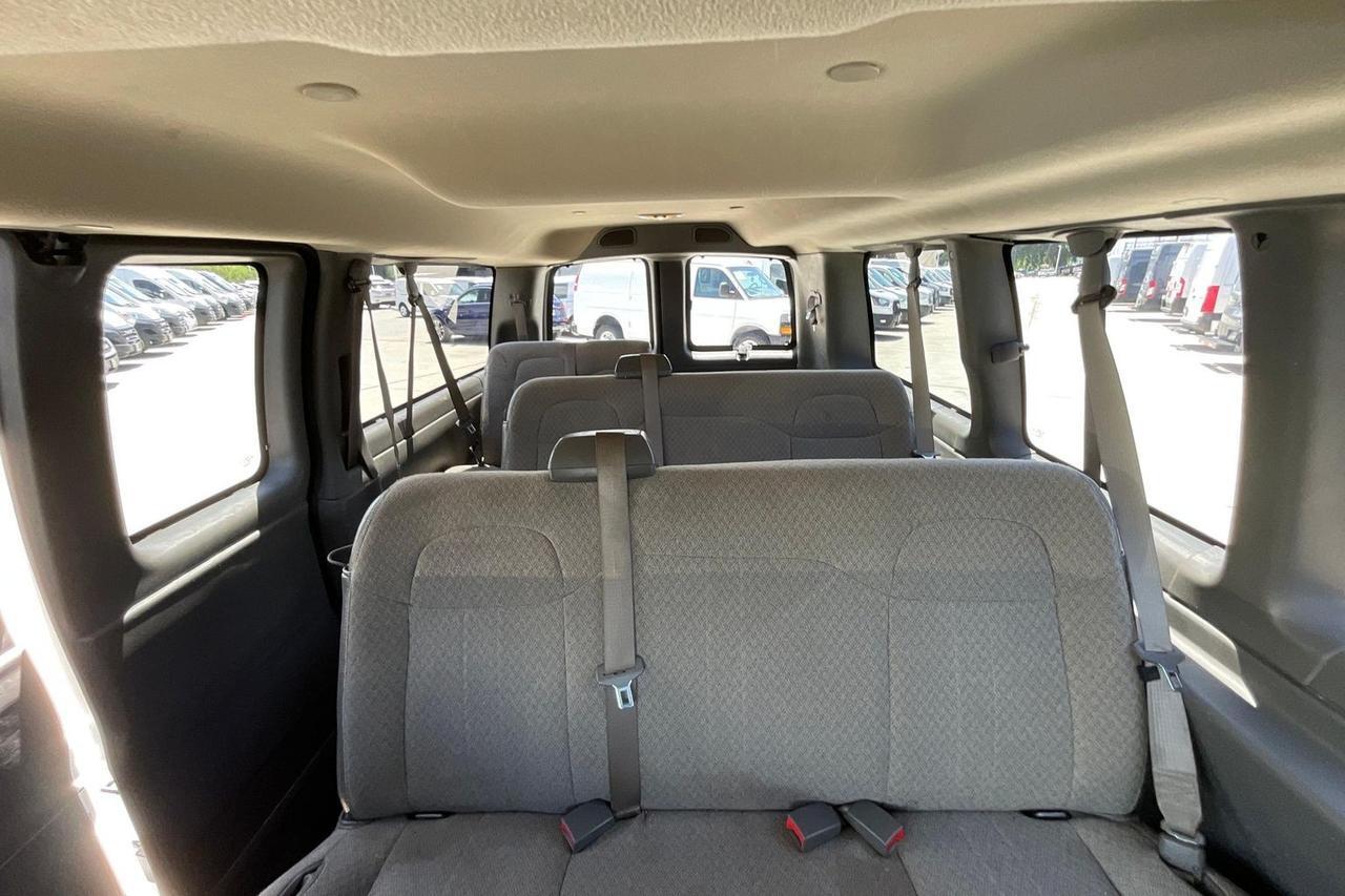 2021 CHEVROLET EXPRESS G2500 LS Houston TX