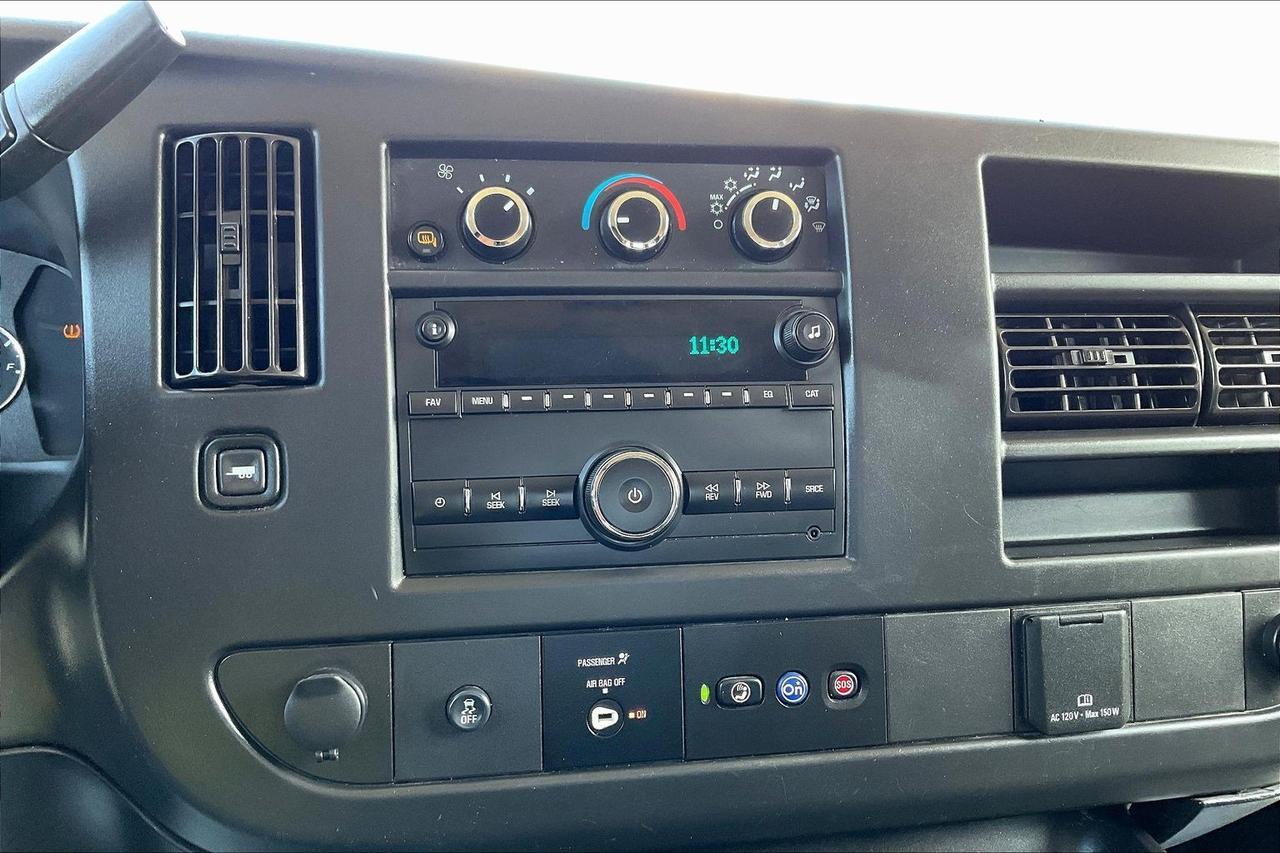 2021 CHEVROLET EXPRESS G2500 LS Houston TX
