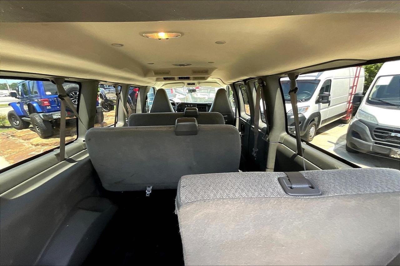 2021 CHEVROLET EXPRESS G2500 LS Houston TX