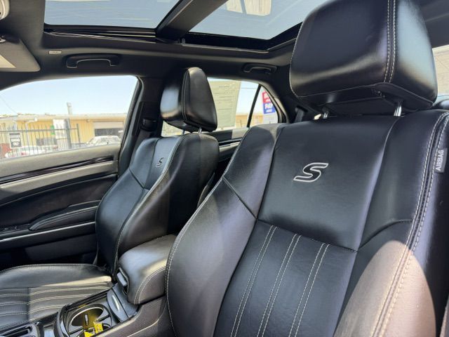2021 CHRYSLER 300 S Grand Prairie TX