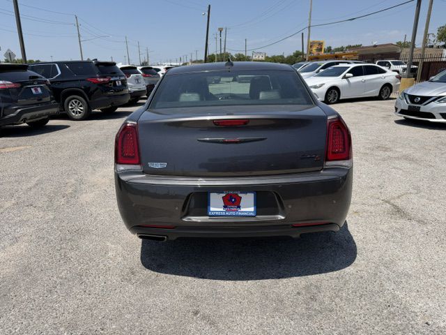 2021 CHRYSLER 300 S Grand Prairie TX