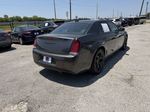 2021 CHRYSLER 300 S Grand Prairie TX