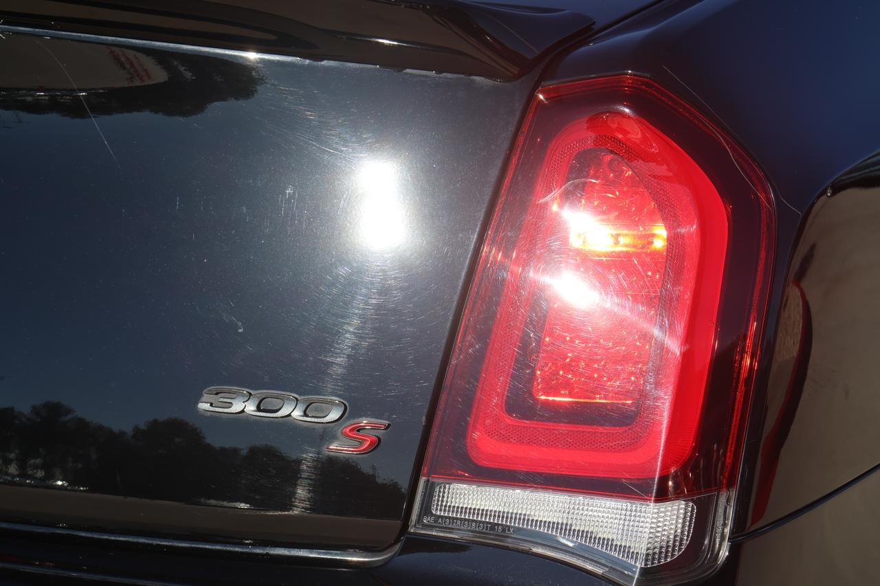 2021 CHRYSLER 300 S Houston TX