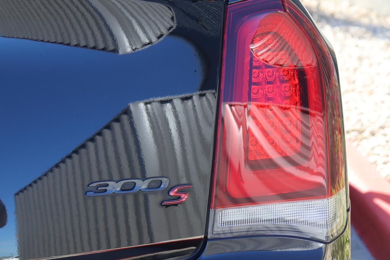 2021 CHRYSLER 300 S Houston TX