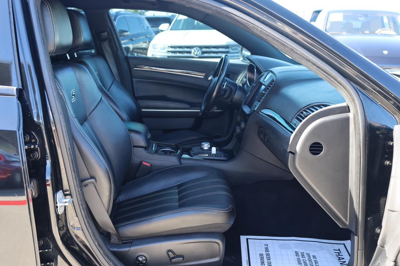 2021 CHRYSLER 300 S Houston TX