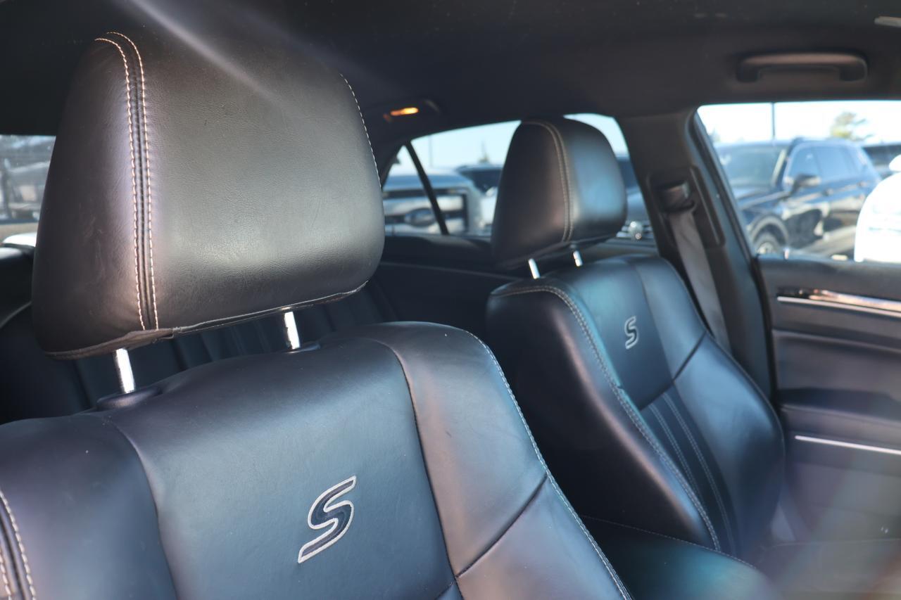 2021 CHRYSLER 300 S Houston TX