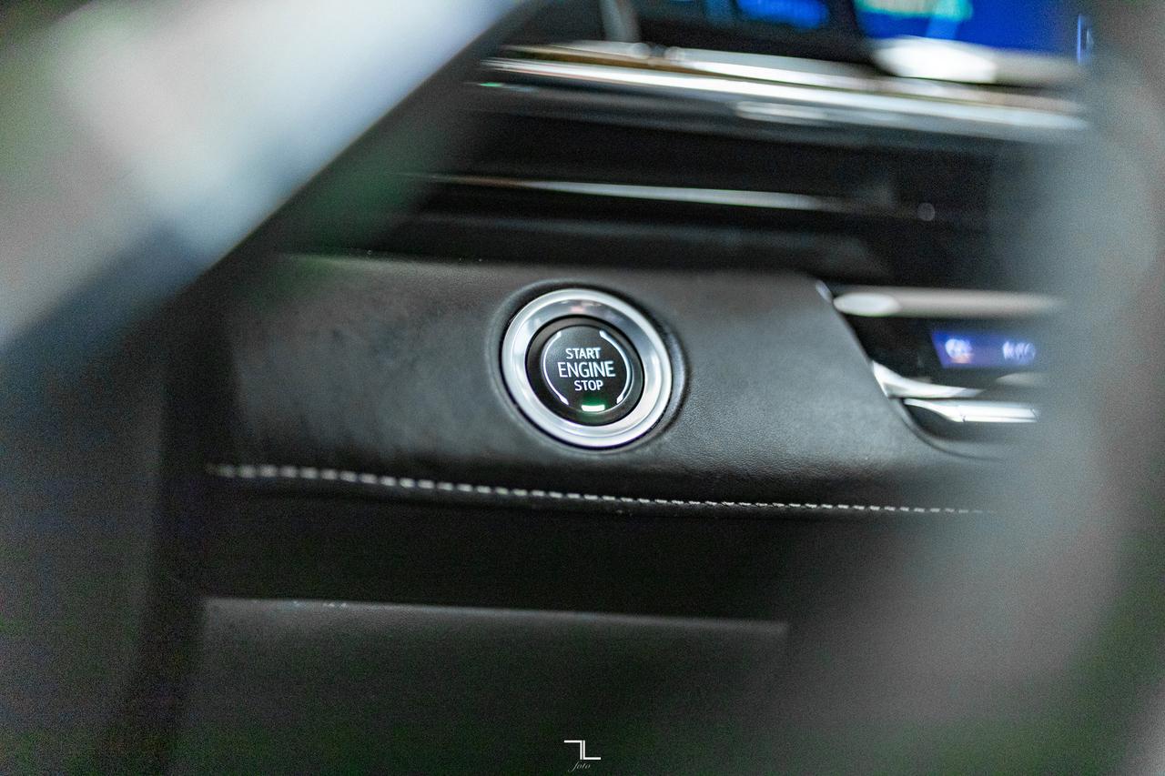 2021 Cadillac Escalade AWD Sport Platinum Leather Roof Nav BCam Red Deer AB