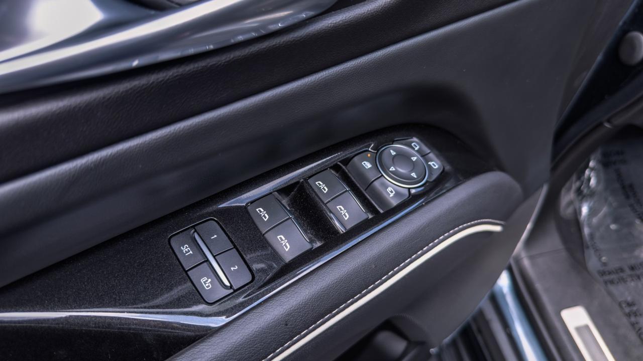 2021 Cadillac Escalade ESV 600 Sport 4WD Tallmadge OH