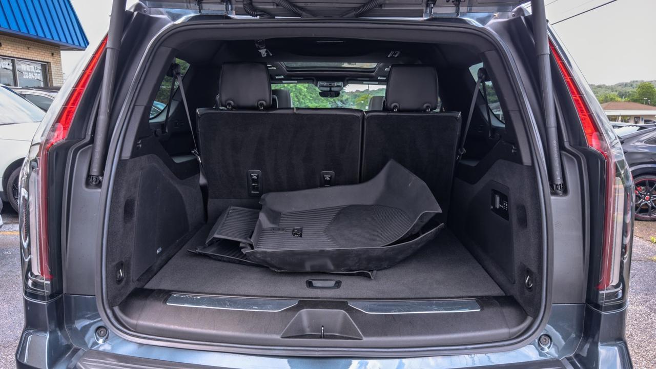 2021 Cadillac Escalade ESV 600 Sport 4WD Tallmadge OH