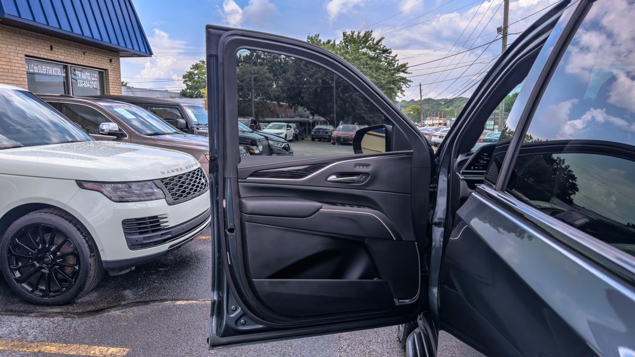 2021 Cadillac Escalade ESV 600 Sport 4WD Tallmadge OH