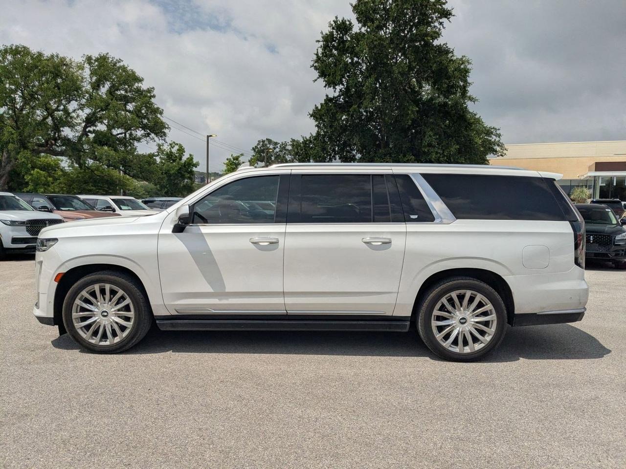 2021 Cadillac Escalade ESV Premium Luxury