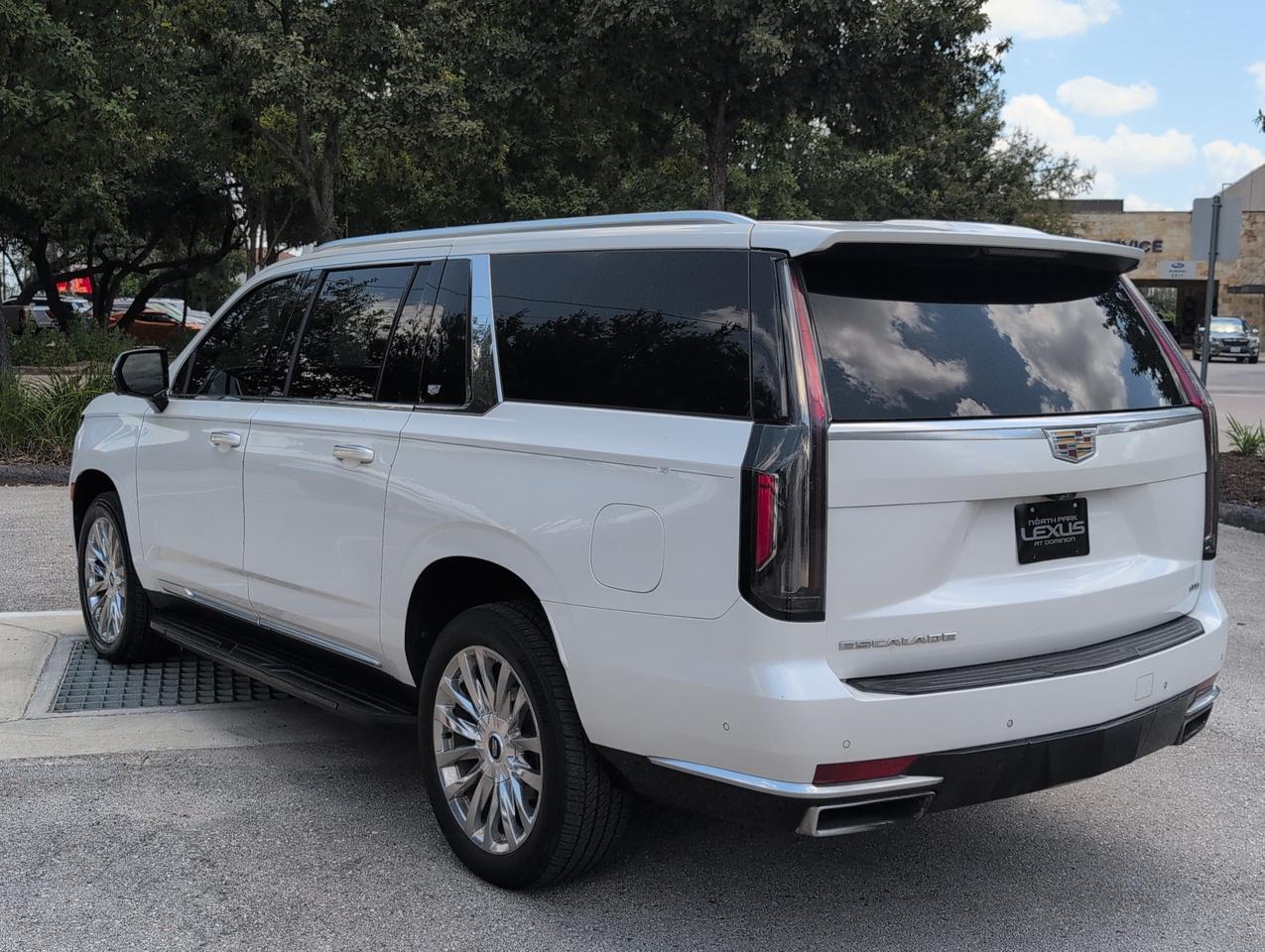 2021 Cadillac Escalade ESV Premium Luxury