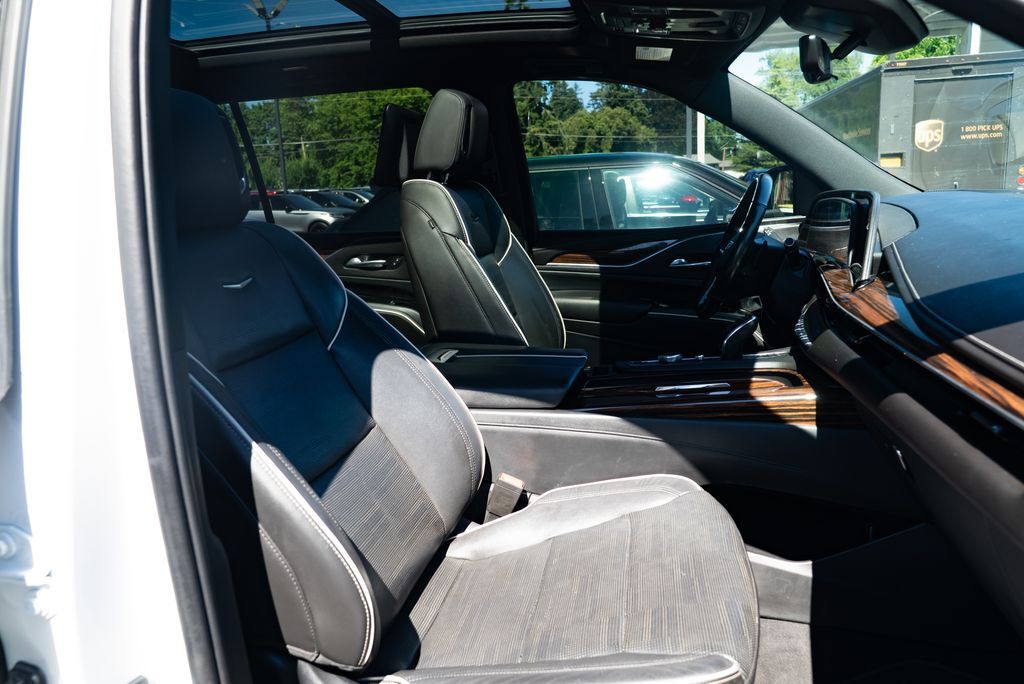 2021 Cadillac Escalade ESV Premium Milwaukie OR