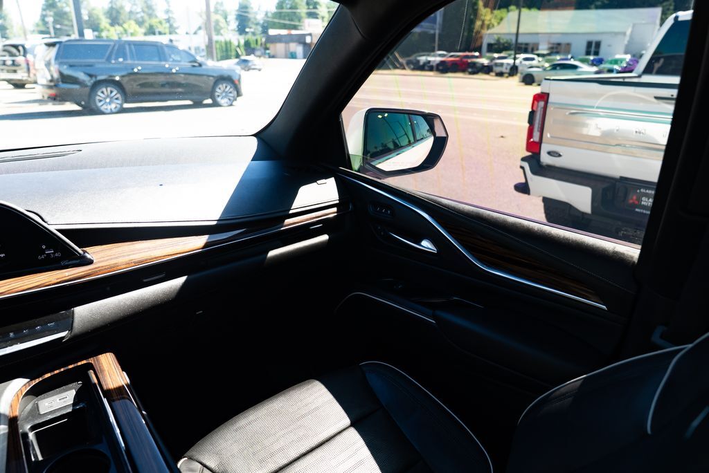 2021 Cadillac Escalade ESV Premium Milwaukie OR