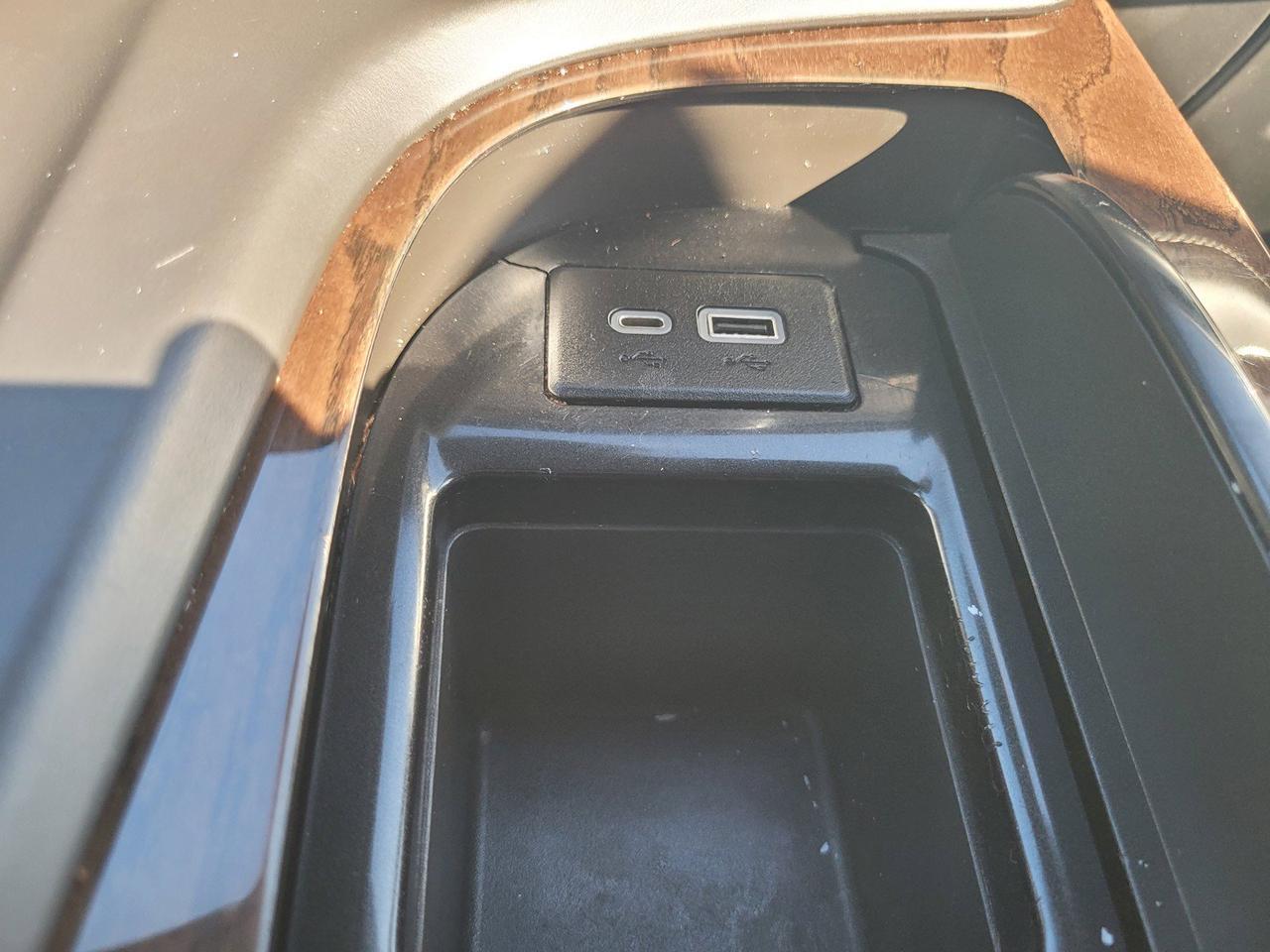 2021 Cadillac Escalade Premium Luxury Platinum Roseville CA