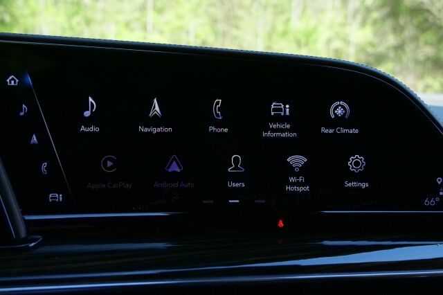 2021 Cadillac Escalade Sport / 4WD / Driver Assist PKG / DIESEL / Super Cruise! High Point NC