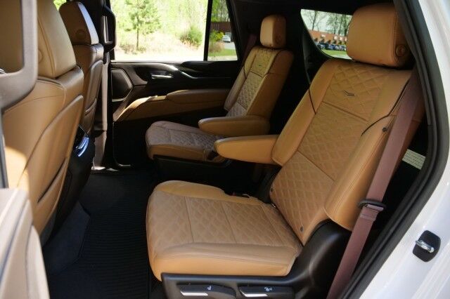 2021 Cadillac Escalade Sport / 4WD / Driver Assist PKG / DIESEL / Super Cruise! High Point NC