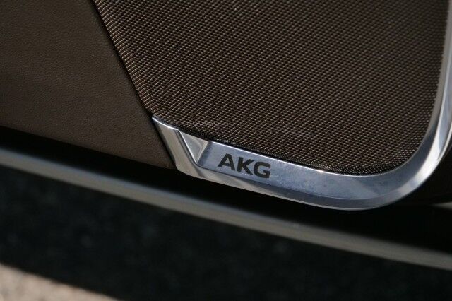 2021 Cadillac Escalade Sport / 4WD / Driver Assist PKG / DIESEL / Super Cruise! High Point NC