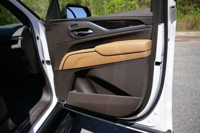 2021 Cadillac Escalade Sport / 4WD / Driver Assist PKG / DIESEL / Super Cruise! High Point NC