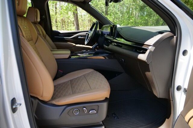 2021 Cadillac Escalade Sport / 4WD / Driver Assist PKG / DIESEL / Super Cruise! High Point NC