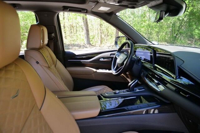 2021 Cadillac Escalade Sport / 4WD / Driver Assist PKG / DIESEL / Super Cruise! High Point NC