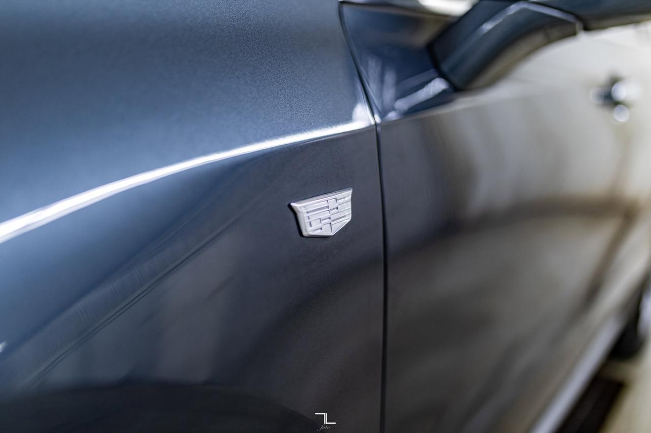 2021 Cadillac XT4 AWD Premium Luxury Leather Roof BCam Red Deer AB