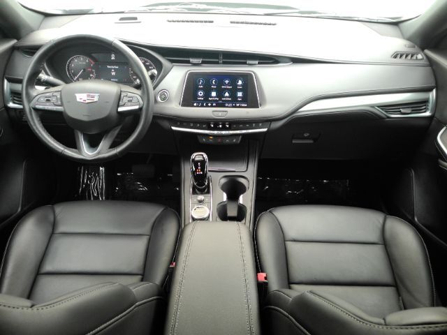 2021 Cadillac XT4 FWD Premium Luxury