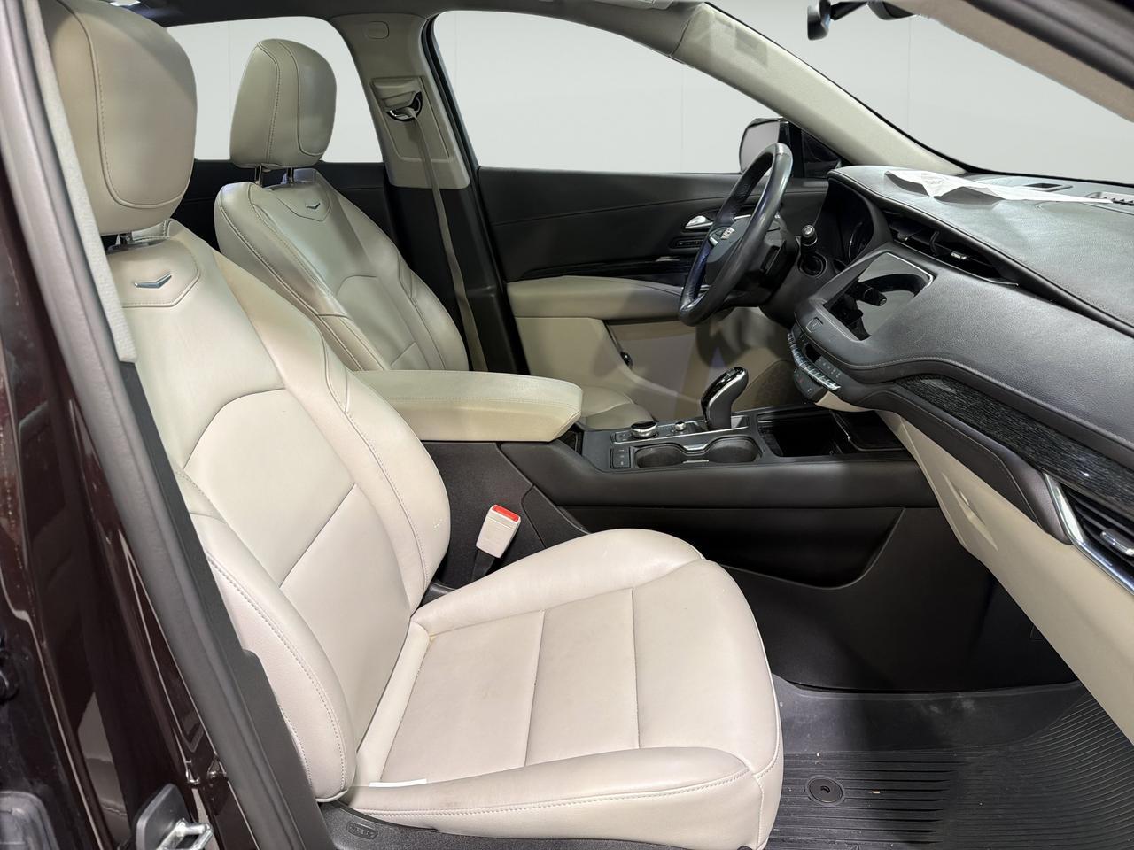 2021 Cadillac XT4 FWD Premium Luxury San Antonio TX