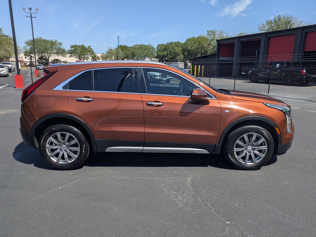2021 Cadillac XT4 Premium Luxury